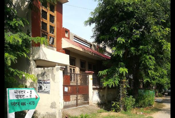 Villa in Noida Extension Sector 3, For Resale call @ 9250501025 - YouTube