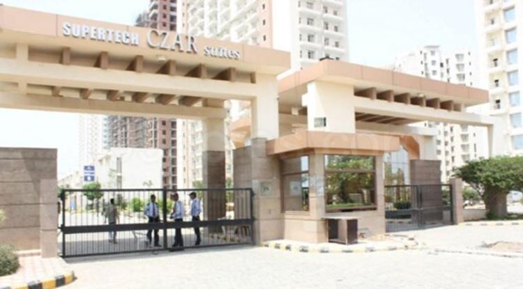 2 BHK Apartment / Flat for sale in Supertech Czar Suites Sector Omicron ...